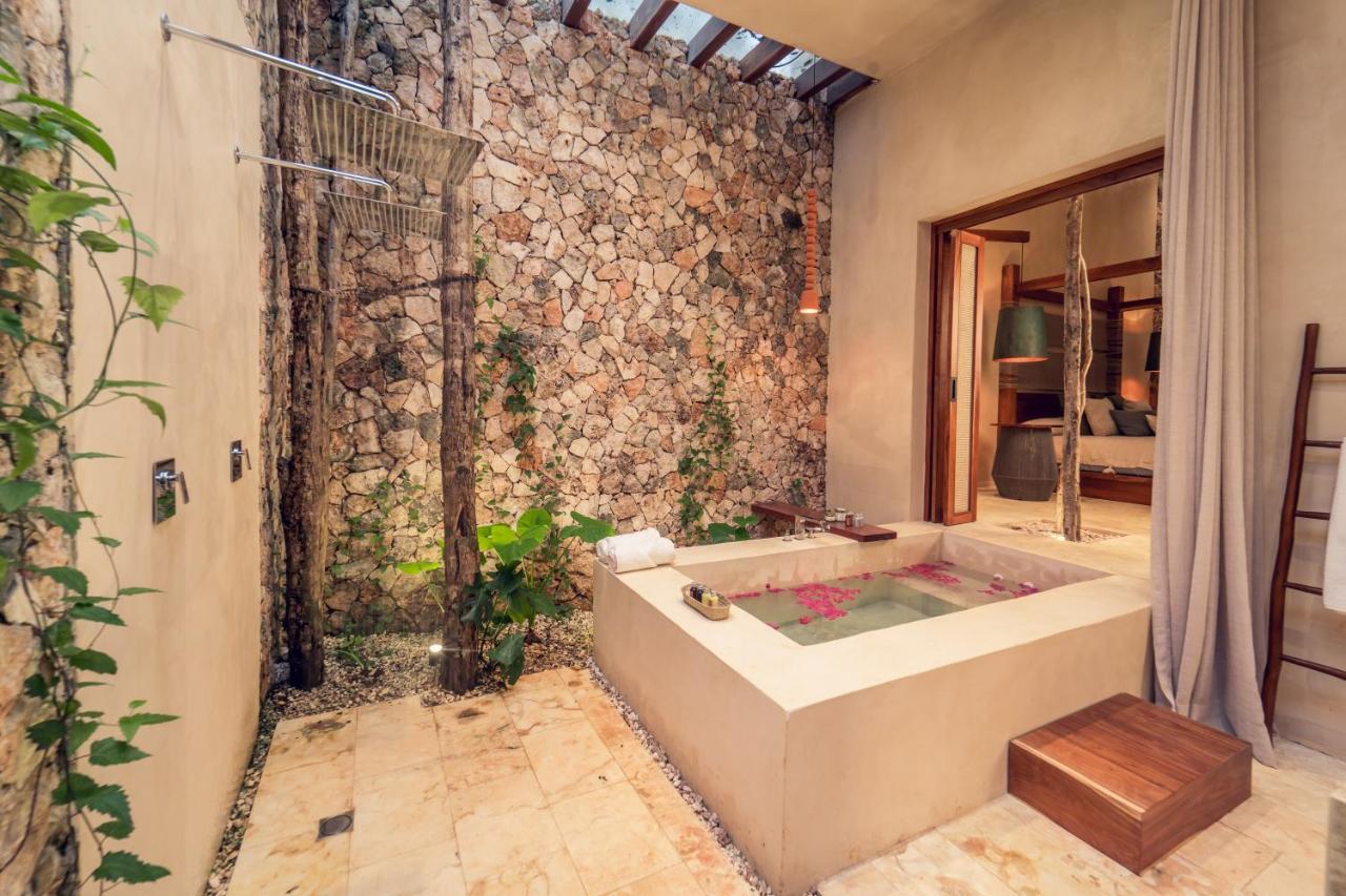 Oriundo Luxury Nature Villas 巴利亚多利德 外观 照片