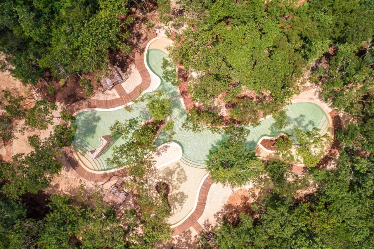 Oriundo Luxury Nature Villas 巴利亚多利德 外观 照片