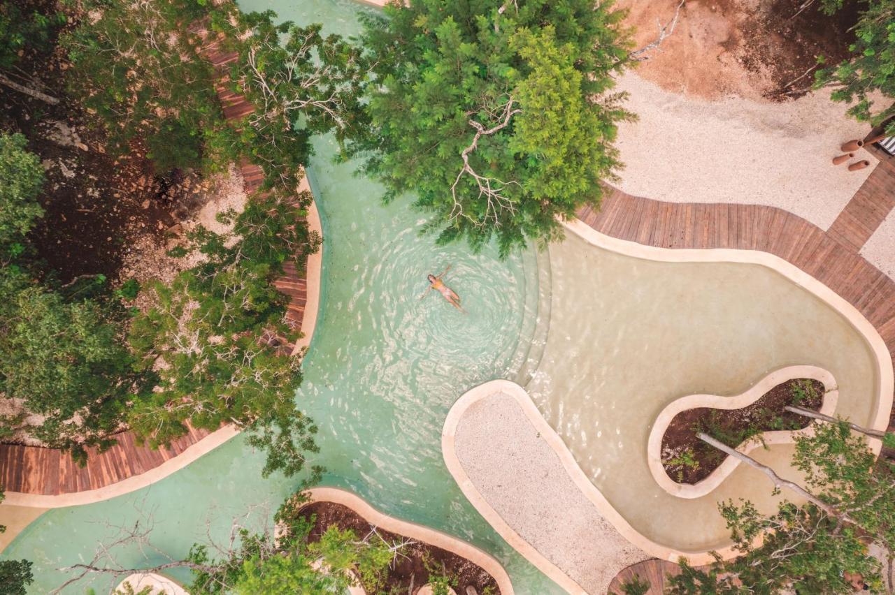 Oriundo Luxury Nature Villas 巴利亚多利德 外观 照片